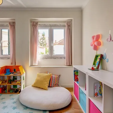 Comfortable Town House In Quiet Area By Lovelystay Hébergement de vacances Lisboa