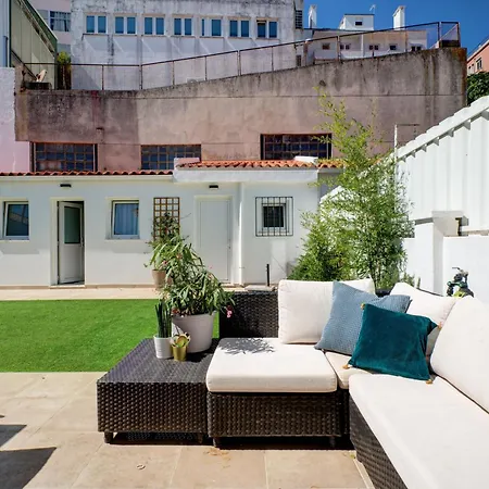 Comfortable Town House In Quiet Area By Lovelystay Hébergement de vacances Lisboa