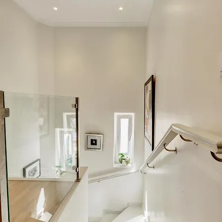 Comfortable Town House In Quiet Area By Lovelystay Lissabon