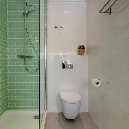 Holiday home Comfortable Town House In Quiet Area By Lovelystay Lisbon
