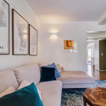 Comfortable Town House In Quiet Area By Lovelystay Feriehus