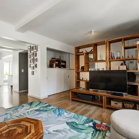 Semesterbostad Comfortable Town House In Quiet Area By Lovelystay Lisboa