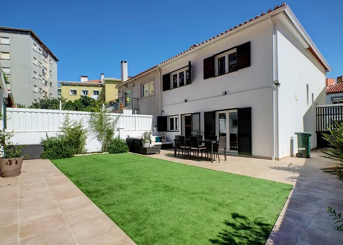 Comfortable Town House In Quiet Area By Lovelystay * Lisboa