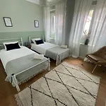 Comfortable Town House In Quiet Area By Lovelystay