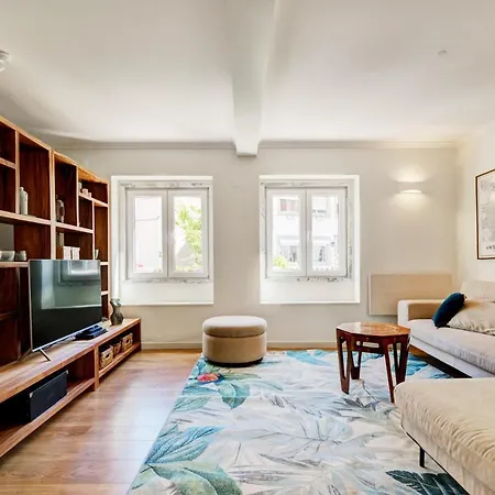 Сasa de vacaciones Comfortable Town House In Quiet Area By Lovelystay